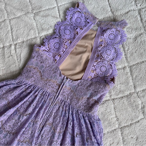 Francesca's Collection | Eloise Lace open back dress Lavender | Size Small - Picture 8 of 12